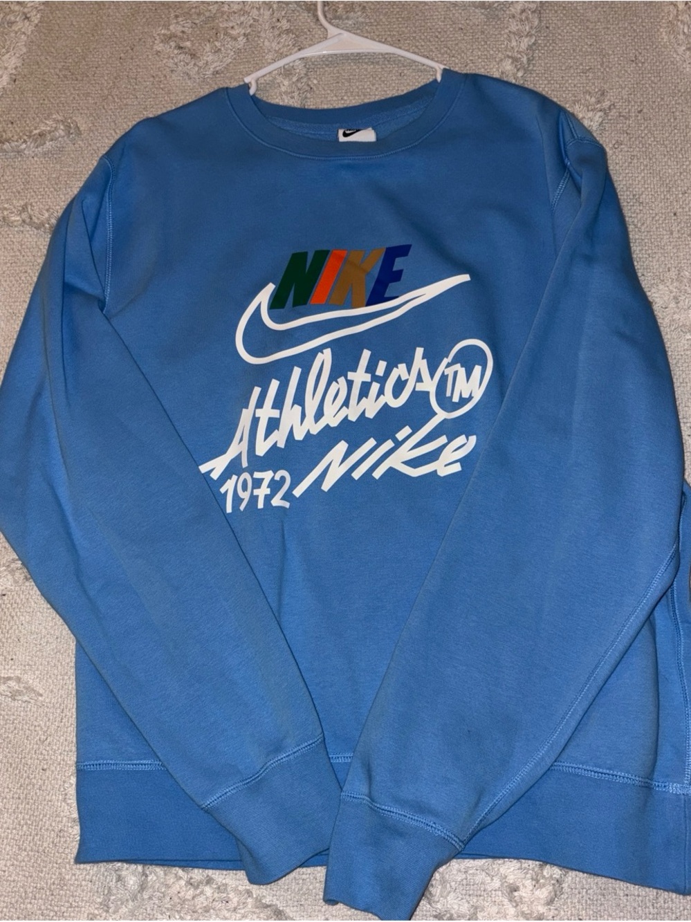 Nike Men’s Light Blue Crewneck Sweatshirt with Multicolor Logo